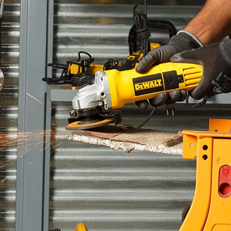 Dewalt 750W, 100mm 11000 rpm Angle Grinder (DW810-IN)