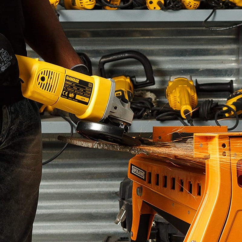 Dewalt 1400W, 125mm Angle Grinder  10,000 rpm  (DW831-IN)